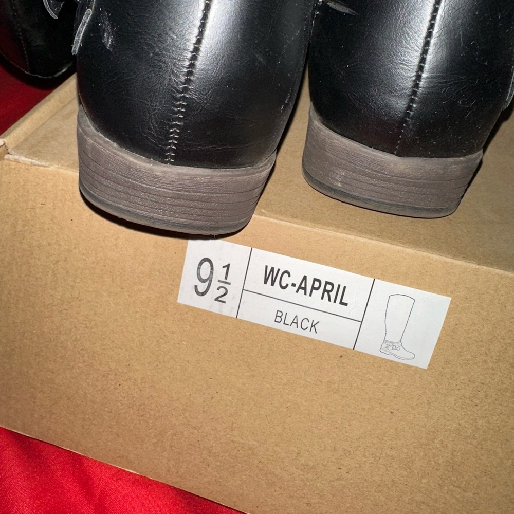 Journee brand April boots. Size 9 1/2 wide calf. Like new. Only wornn 2 times